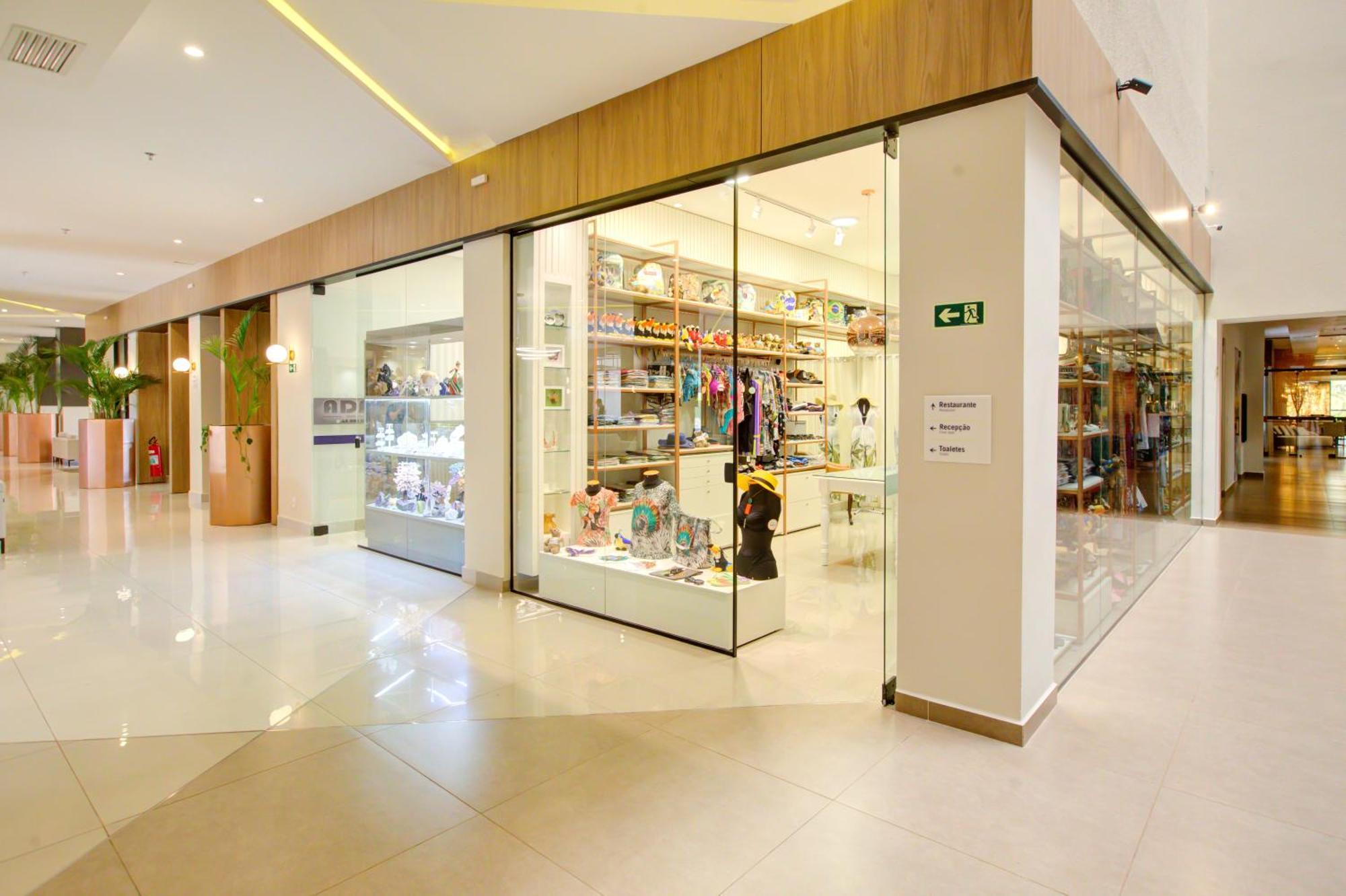 Doubletree By Hilton - Resort - 포스두이구아수 외부 사진 A shop in the shopping mall