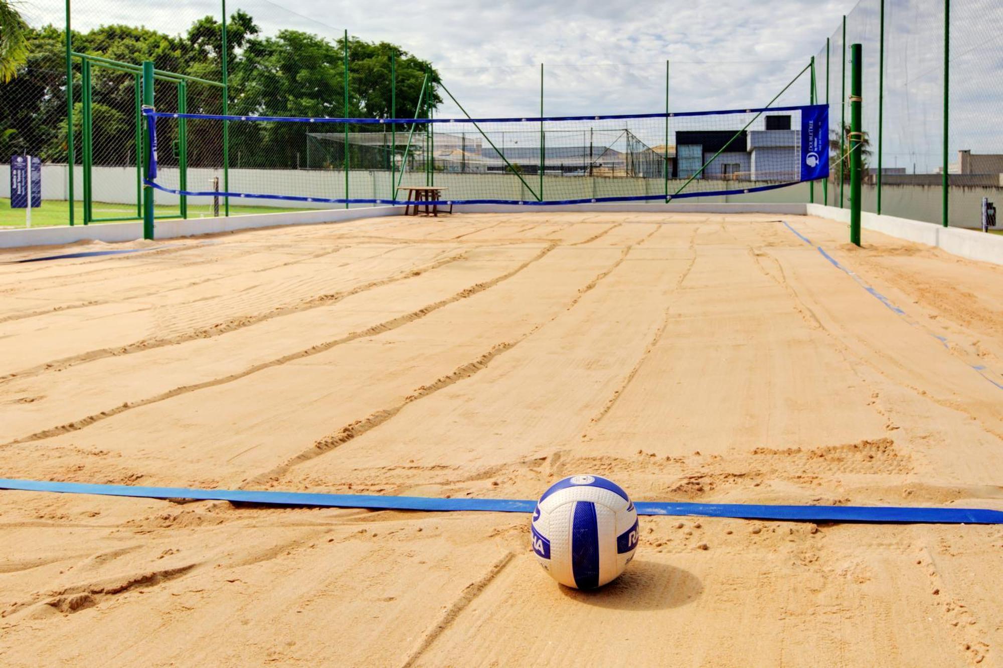 Doubletree By Hilton - Resort - 포스두이구아수 외부 사진 A beach tennis court