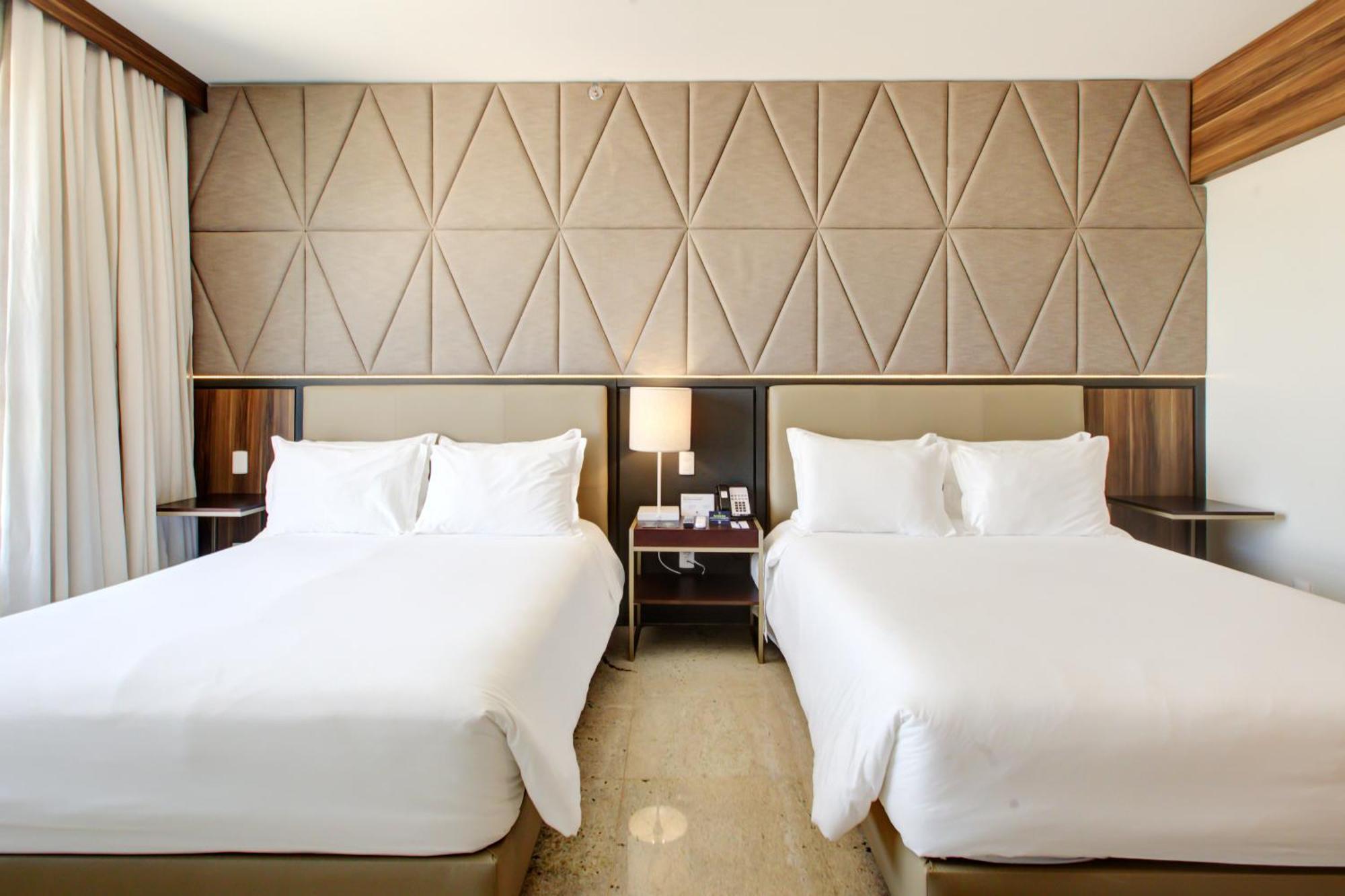 Doubletree By Hilton - Resort - 포스두이구아수 외부 사진 A room at the hotel