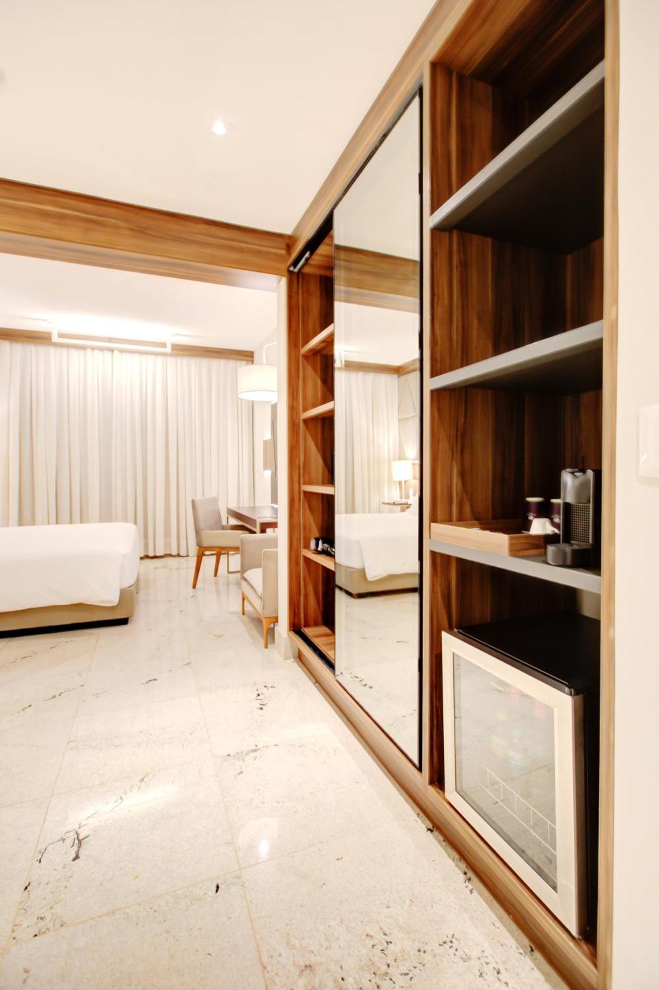 Doubletree By Hilton - Resort - 포스두이구아수 외부 사진 A room at the hotel