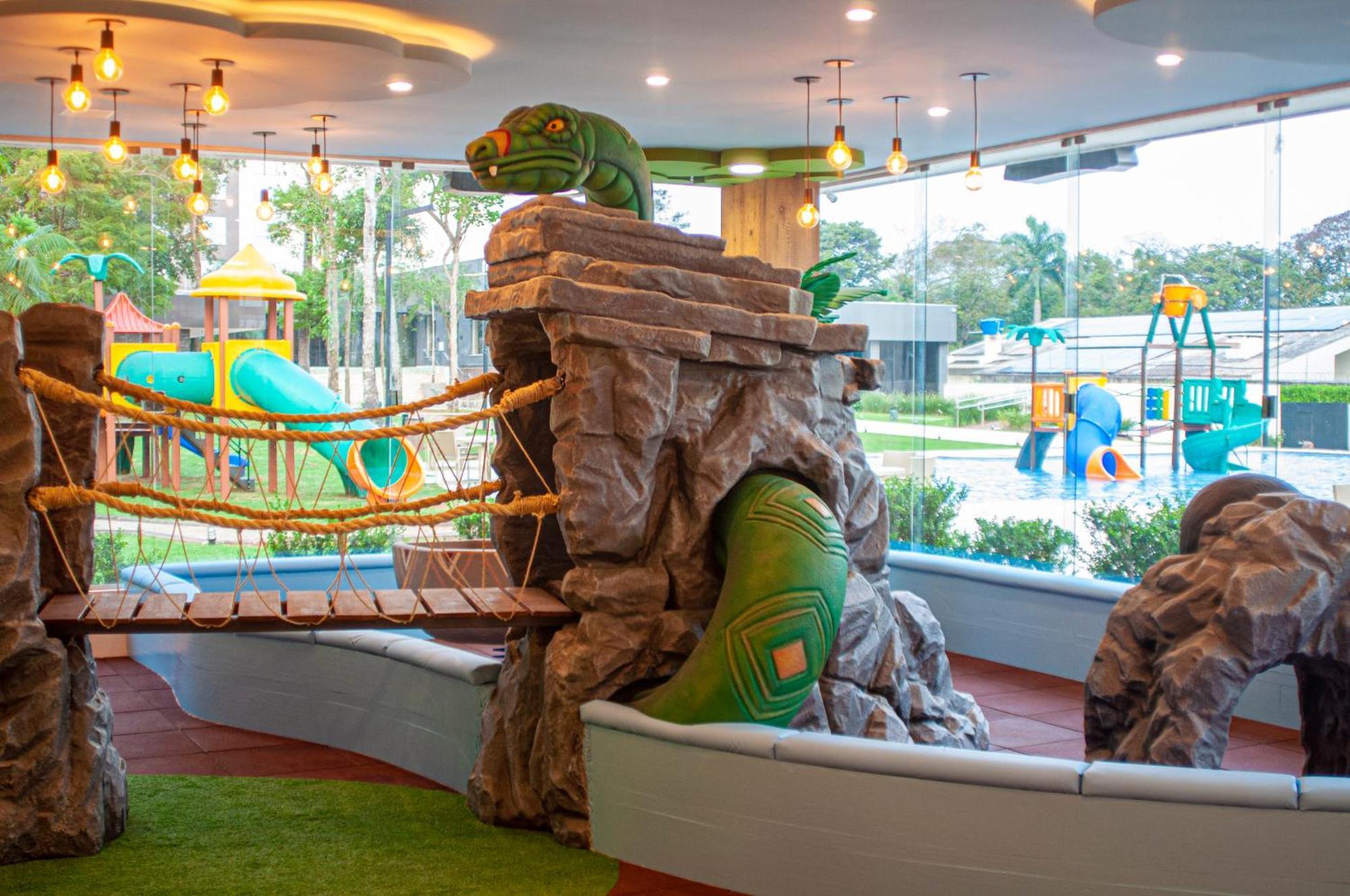 Doubletree By Hilton - Resort - 포스두이구아수 외부 사진 The Dinosaur Playground